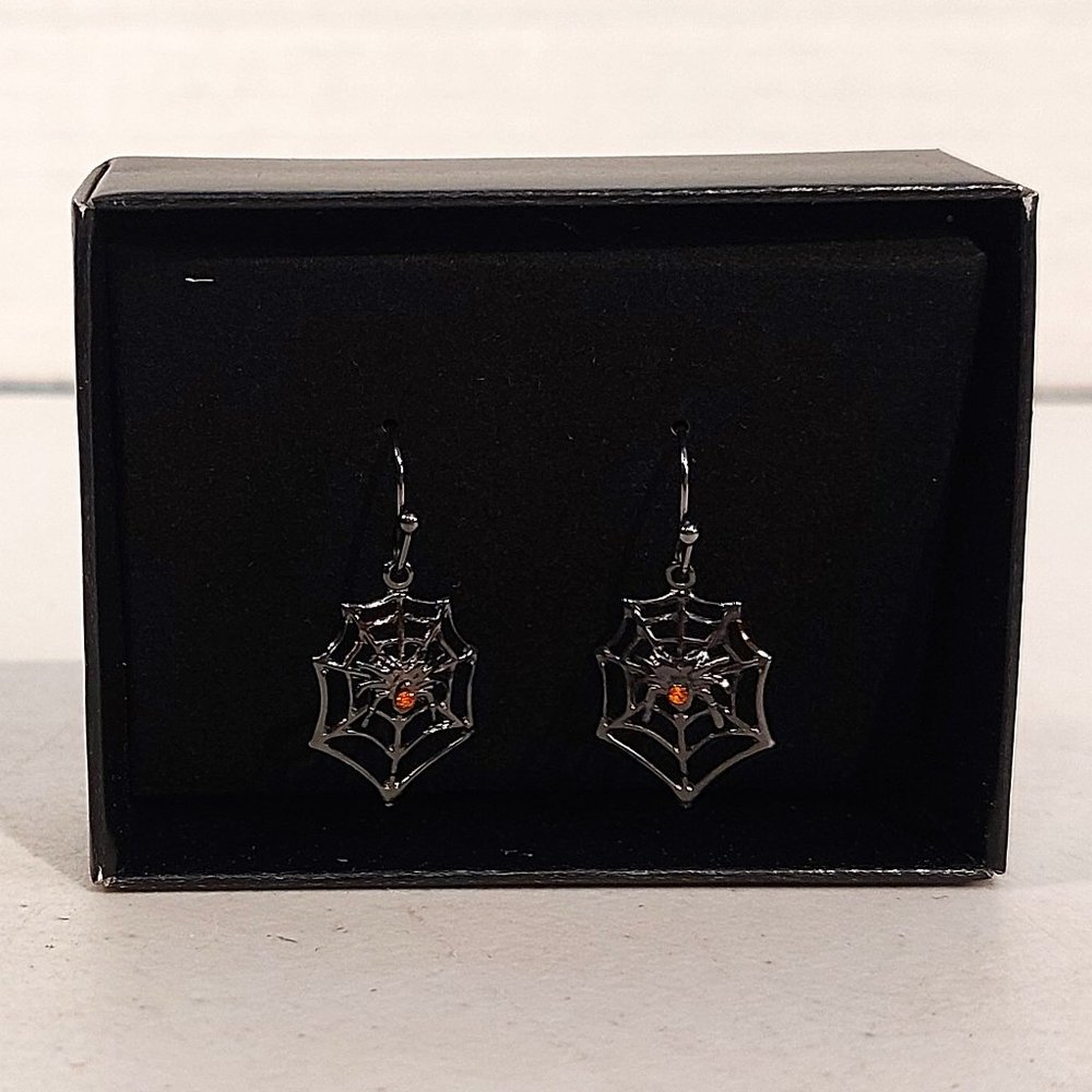 Avon Halloween Spiderweb Earrings - New open box